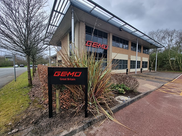 Photo of freestanding signs